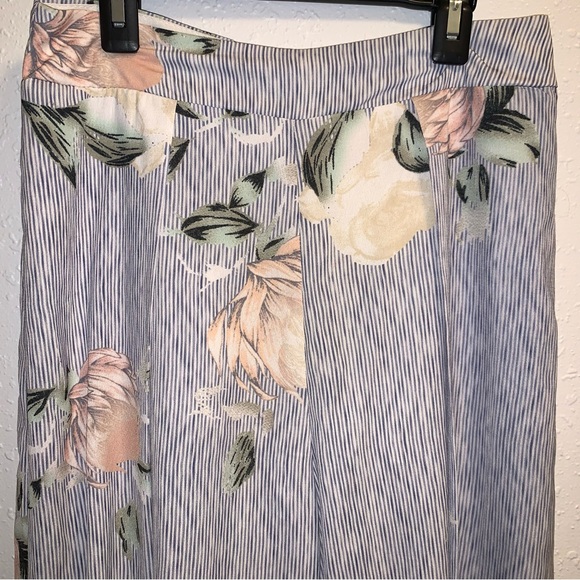 Wide Leg Flowy Pants Floral and Striped - Picture 5 of 5